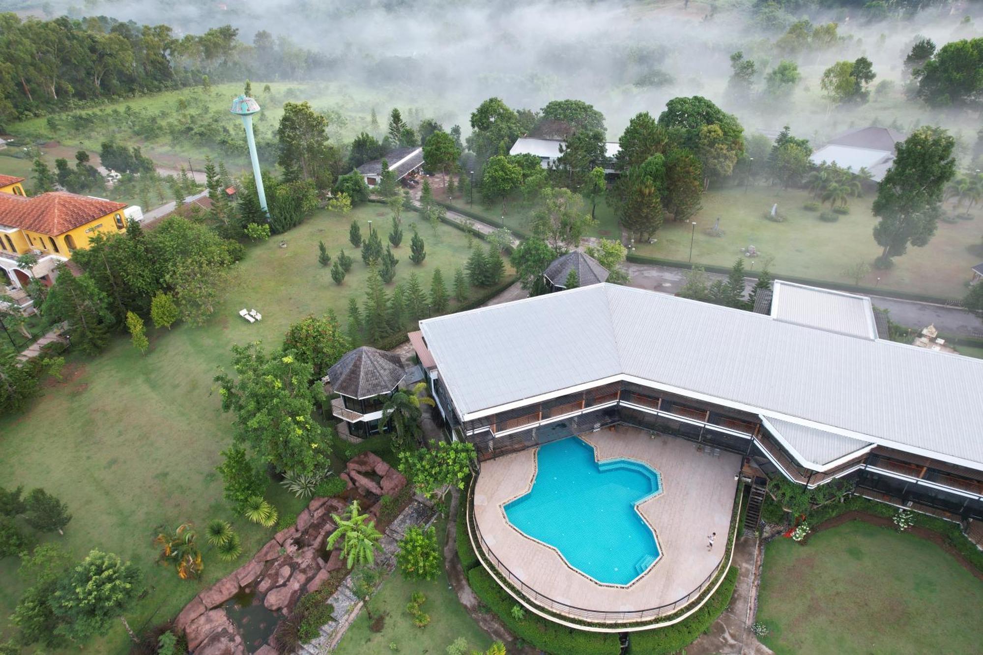 Phumok Village Khao Kho Bagian luar foto